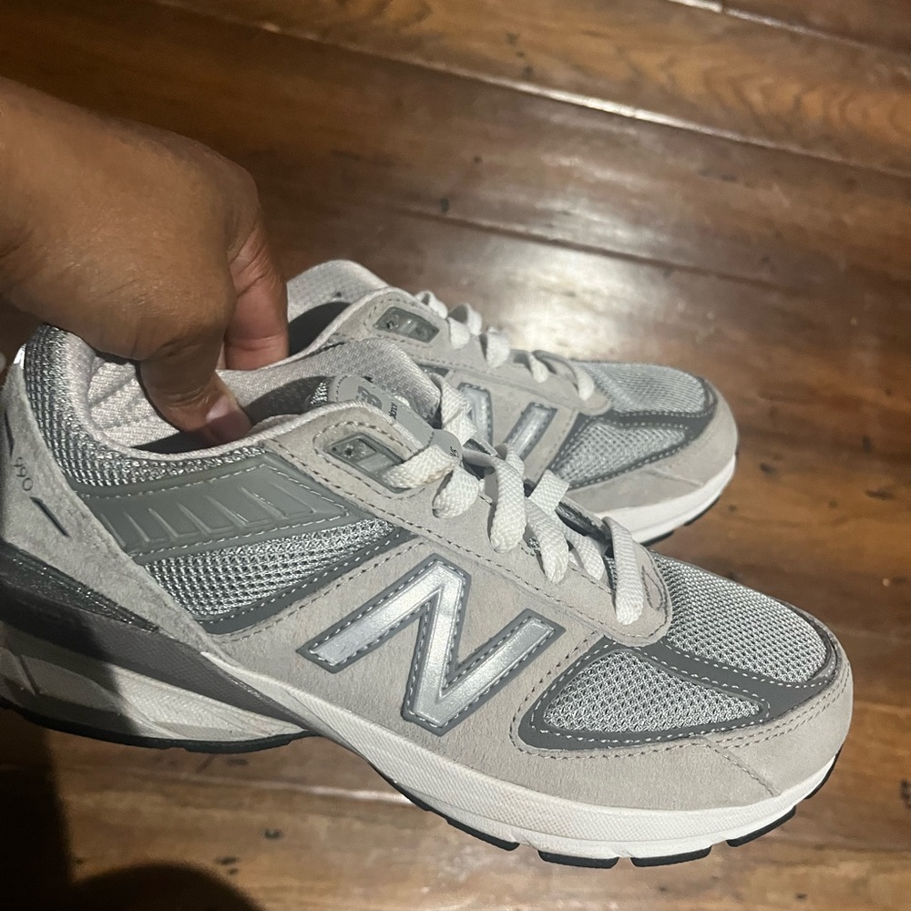 990’s  New  balance Gray size 5 worn once